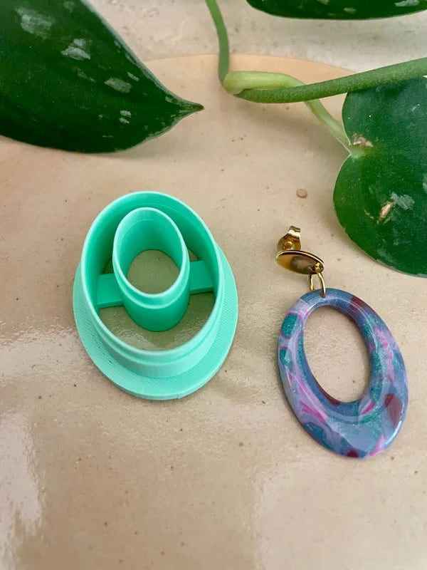 Cutter Oval 30mm – Scherpe snijmal voor polymeerklei